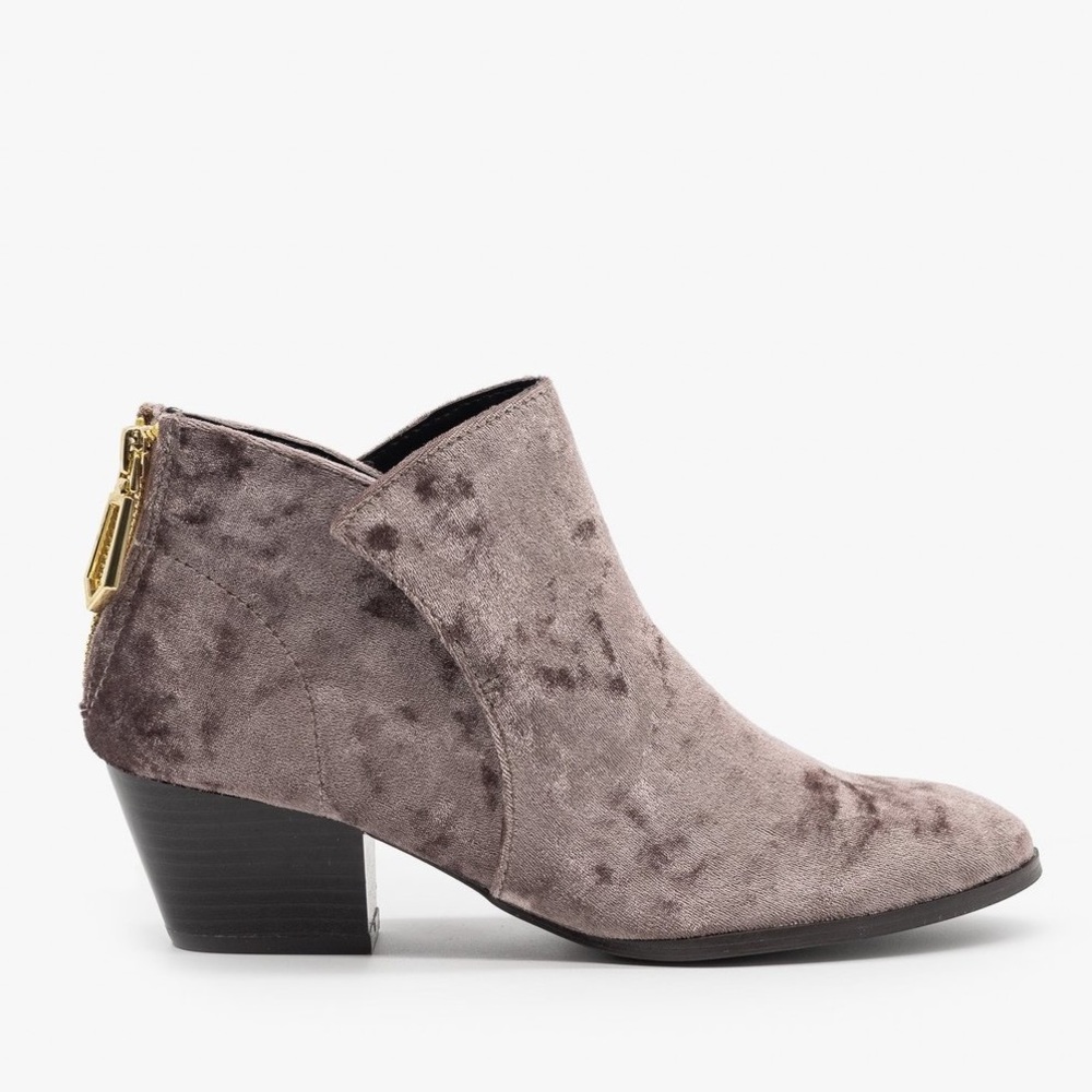 Mauve velvet block heel almond toe ankle bootie - Picture 5 of 7